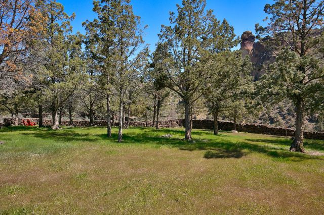 10300 NE Canyons Ranch Drive, Terrebonne, OR 97760