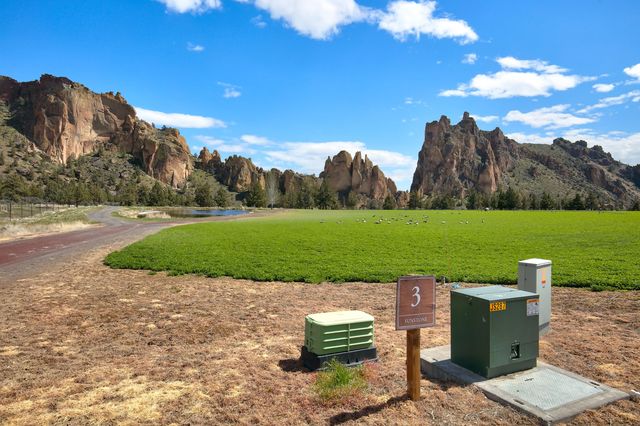 10300 NE Canyons Ranch Drive, Terrebonne, OR 97760