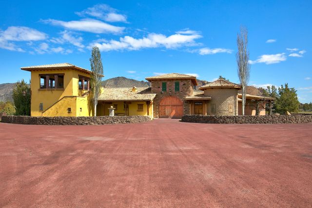 10300 NE Canyons Ranch Drive, Terrebonne, OR 97760