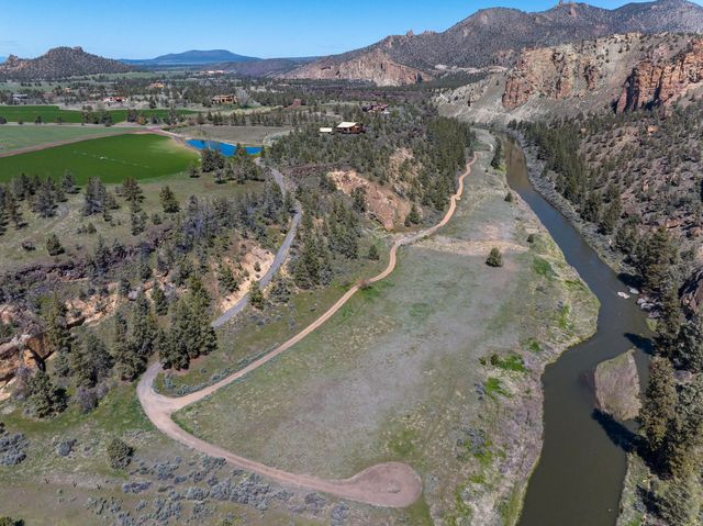 10300 NE Canyons Ranch Drive, Terrebonne, OR 97760