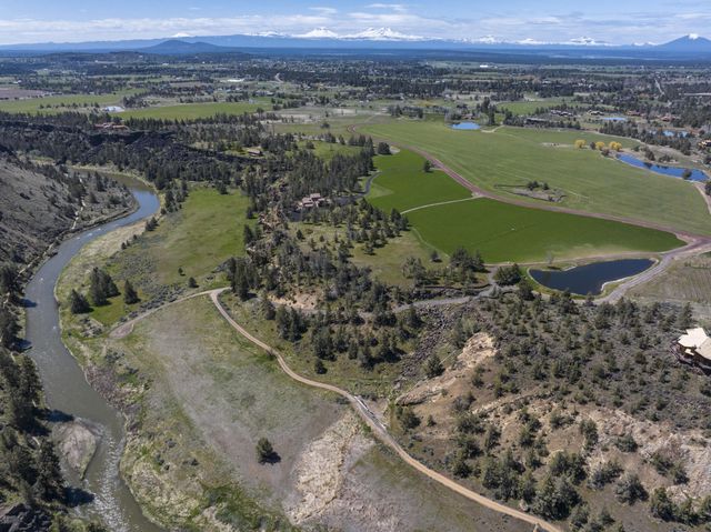 10300 NE Canyons Ranch Drive, Terrebonne, OR 97760