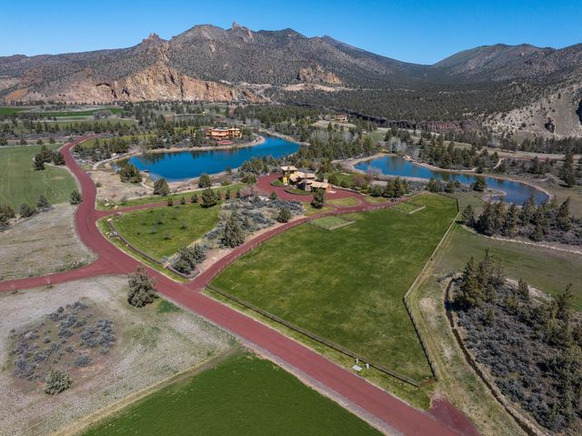 10300 NE Canyons Ranch Drive, Terrebonne, OR 97760