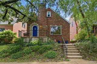6528 Pernod Avenue, St Louis, MO 63139