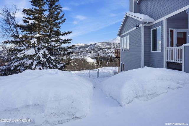 17015 Jacqueline Circle, Anchorage, AK 99516