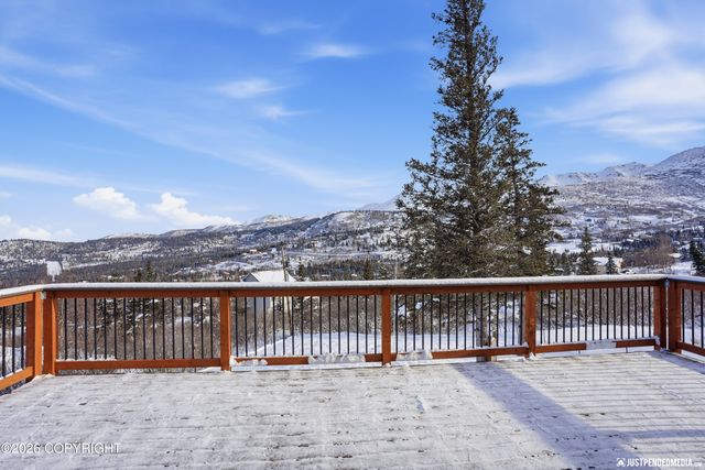 17015 Jacqueline Circle, Anchorage, AK 99516