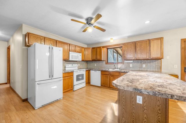 16393 Tamarack Road, Howard City, MI 49329