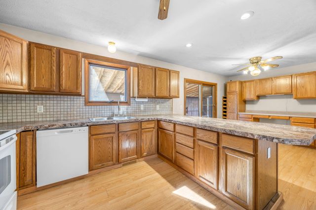 16393 Tamarack Road, Howard City, MI 49329