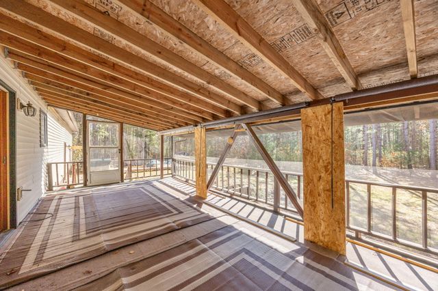 16393 Tamarack Road, Howard City, MI 49329