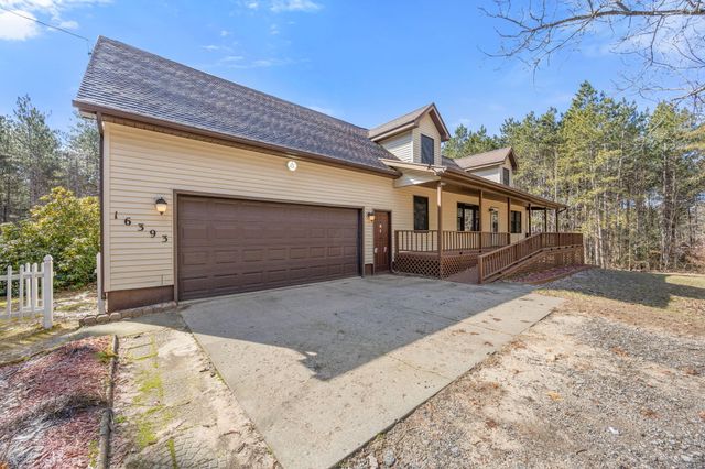 16393 Tamarack Road, Howard City, MI 49329