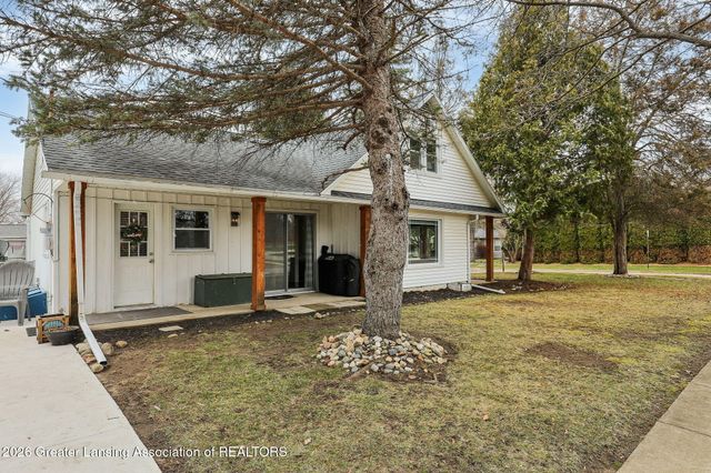 422 Ann Street, Mason, MI 48854