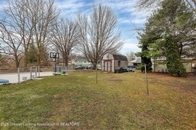 422 Ann Street, Mason, MI 48854