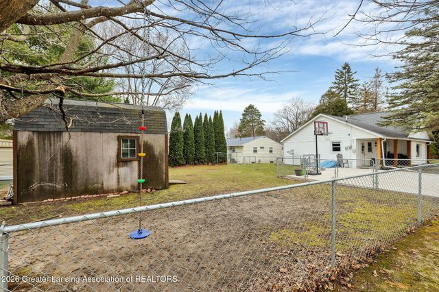 422 Ann Street, Mason, MI 48854