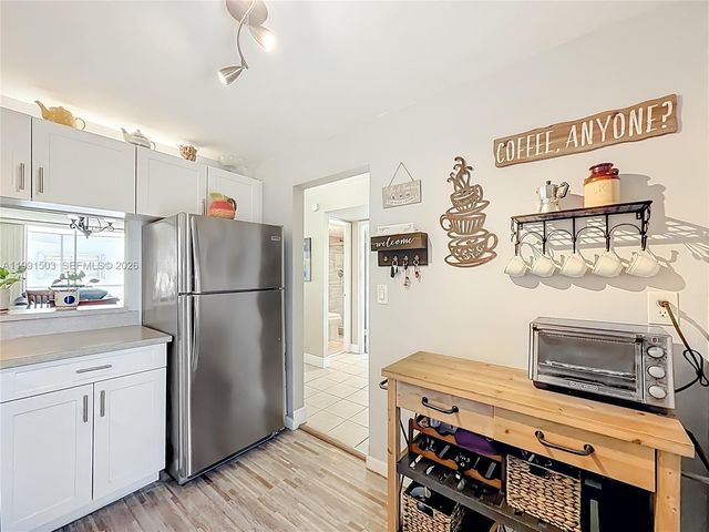 400 SE 10th St 218, Deerfield Beach, FL 33441