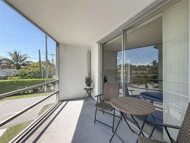 400 SE 10th St 218, Deerfield Beach, FL 33441