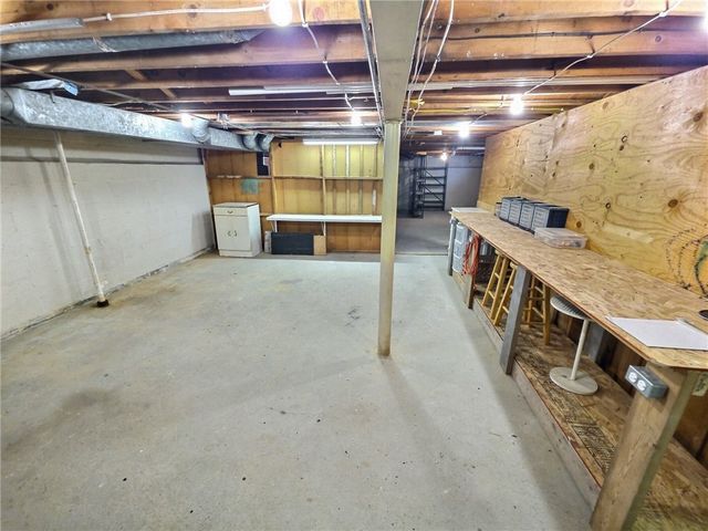 2826 Saint Paul Blvd, Irondequoit, NY 14617