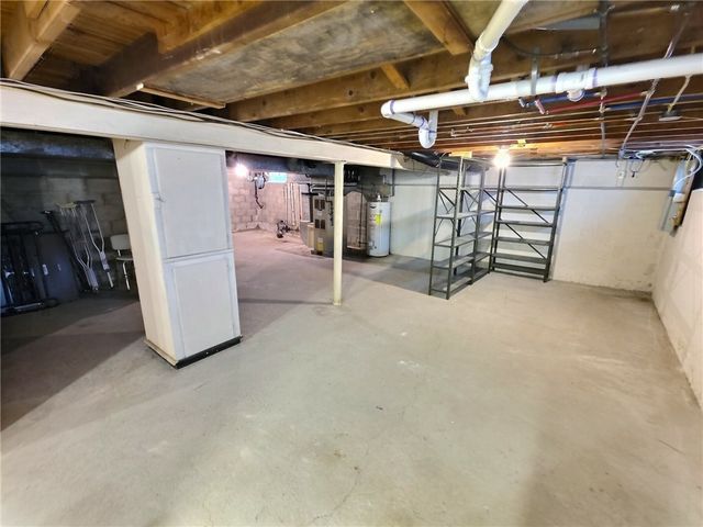 2826 Saint Paul Blvd, Irondequoit, NY 14617