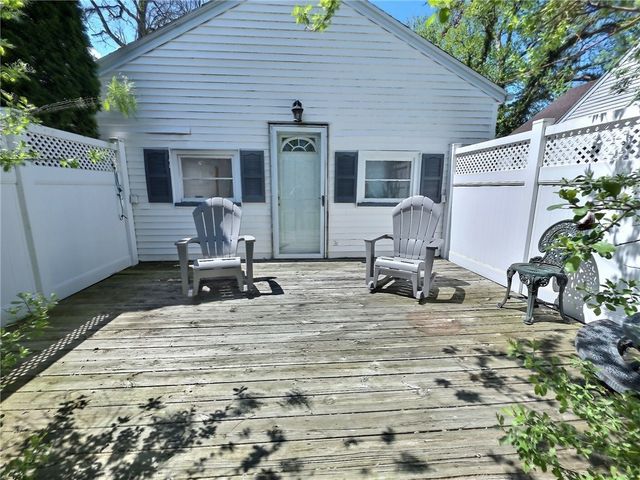 2826 Saint Paul Blvd, Irondequoit, NY 14617