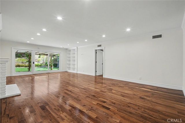 738 N Kenter Avenue, Brentwood, CA 90049