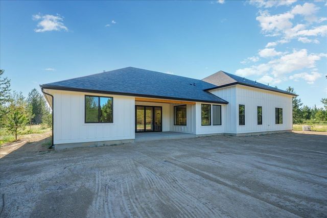 41094 N Gray Owl Ln, Deer Park, WA 99006