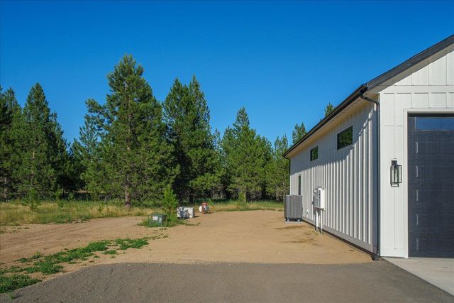 41094 N Gray Owl Ln, Deer Park, WA 99006