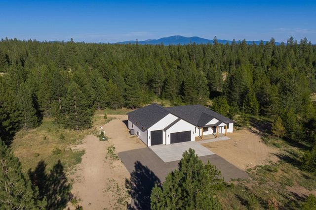 41094 N Gray Owl Ln, Deer Park, WA 99006