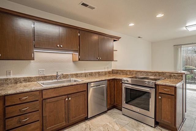 119 Oak Meadows Place, Ashland, OR 97520