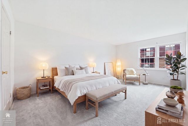 296 Alpine Way, Woodbridge Proper, NJ 07095