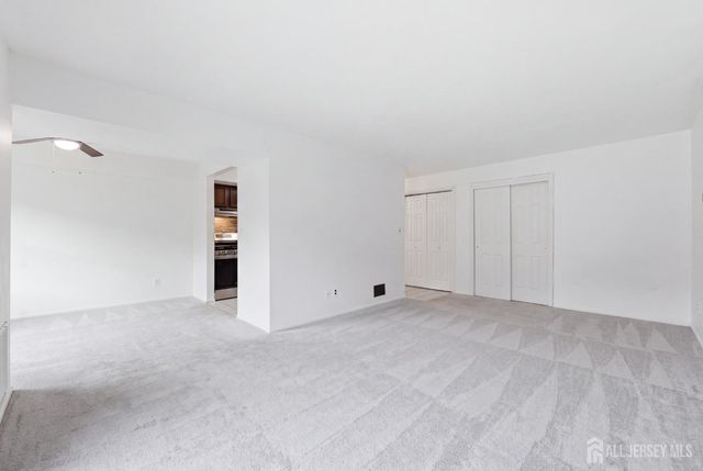 296 Alpine Way, Woodbridge Proper, NJ 07095