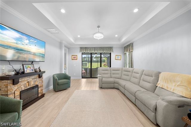 4048 Pegasus WAY, Naples, FL 34120