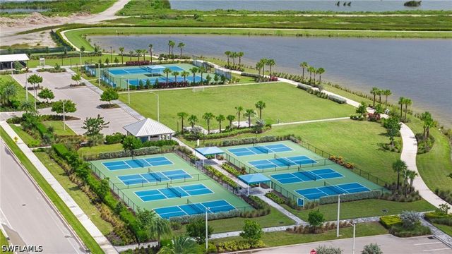 4048 Pegasus WAY, Naples, FL 34120