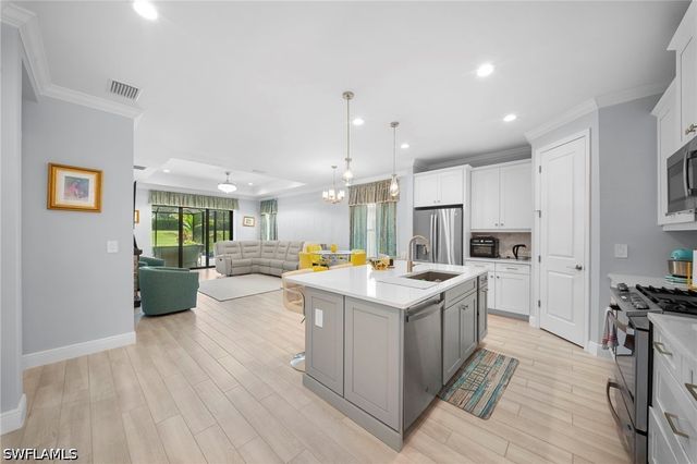 4048 Pegasus WAY, Naples, FL 34120