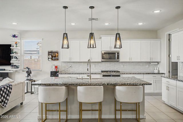 19914 N LAUREN Road, Maricopa, AZ 85138