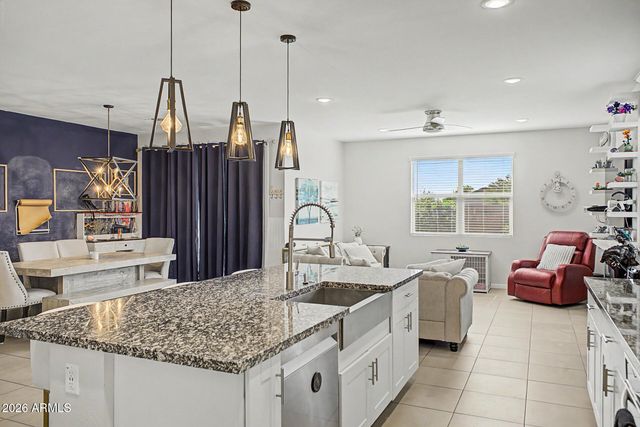 19914 N LAUREN Road, Maricopa, AZ 85138