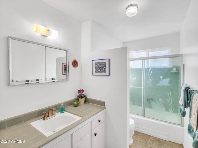 1330 E MULBERRY Street, Phoenix, AZ 85014