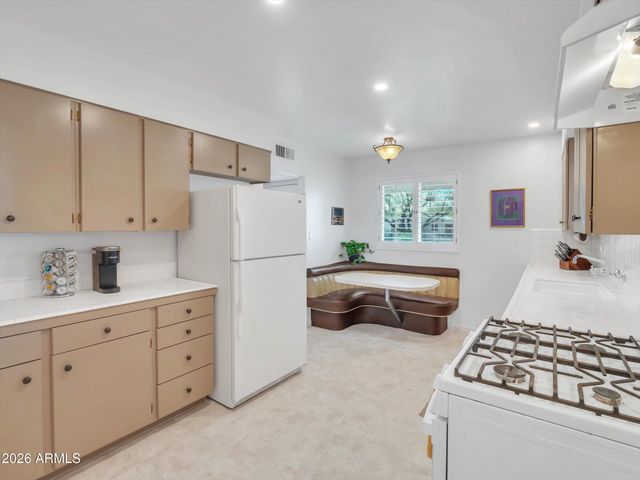 1330 E MULBERRY Street, Phoenix, AZ 85014