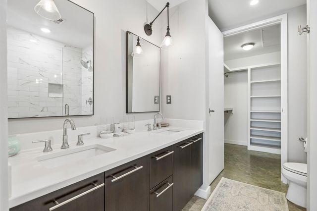 600 12th Ave S Apt 713, Nashville, TN 37203
