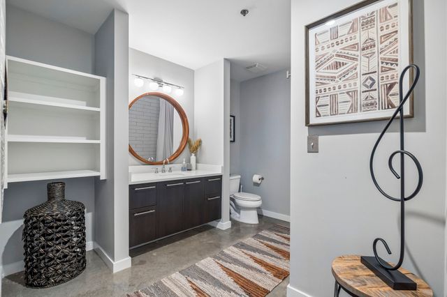 600 12th Ave S Apt 713, Nashville, TN 37203