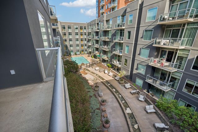 600 12th Ave S Apt 713, Nashville, TN 37203