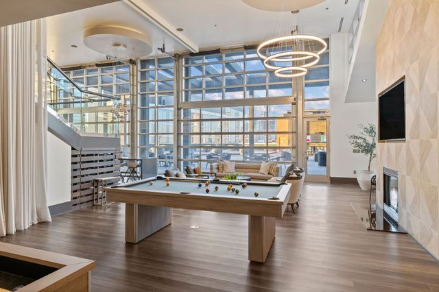 600 12th Ave S Apt 713, Nashville, TN 37203