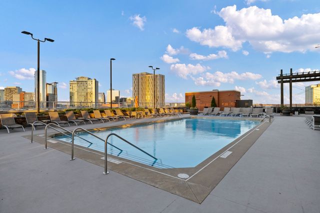 600 12th Ave S Apt 713, Nashville, TN 37203