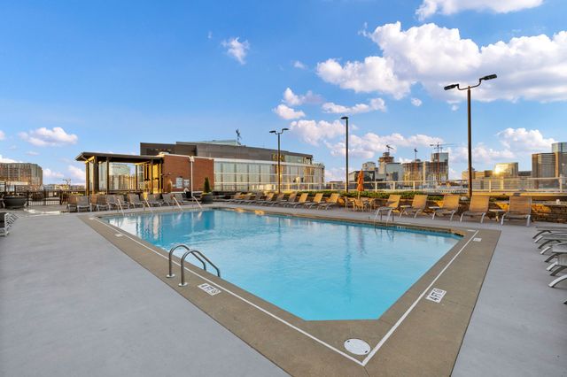 600 12th Ave S Apt 713, Nashville, TN 37203
