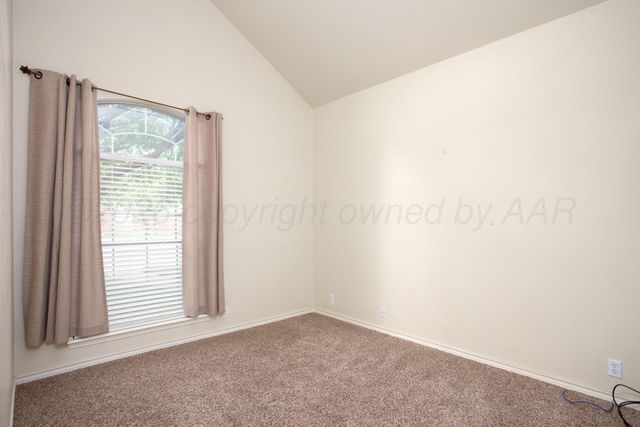 5705 FOXCROFT Drive, Amarillo, TX 79109