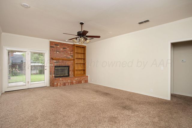 5705 FOXCROFT Drive, Amarillo, TX 79109