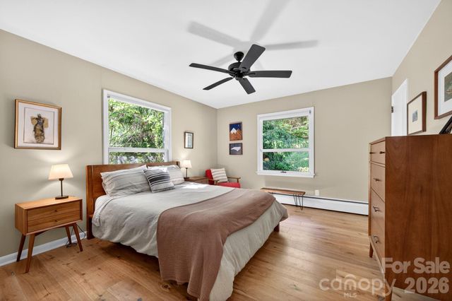 301 Stratford Road, Asheville, NC 28804