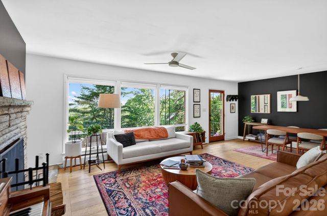 301 Stratford Road, Asheville, NC 28804