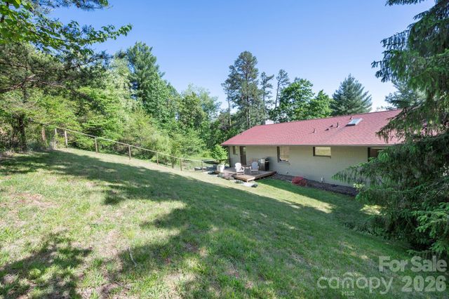 301 Stratford Road, Asheville, NC 28804