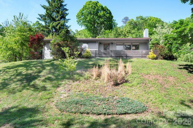 301 Stratford Road, Asheville, NC 28804