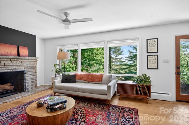 301 Stratford Road, Asheville, NC 28804