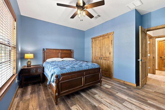 288 Clayton Drive, Pottsboro, TX 75076