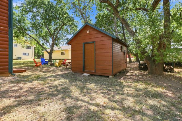 288 Clayton Drive, Pottsboro, TX 75076